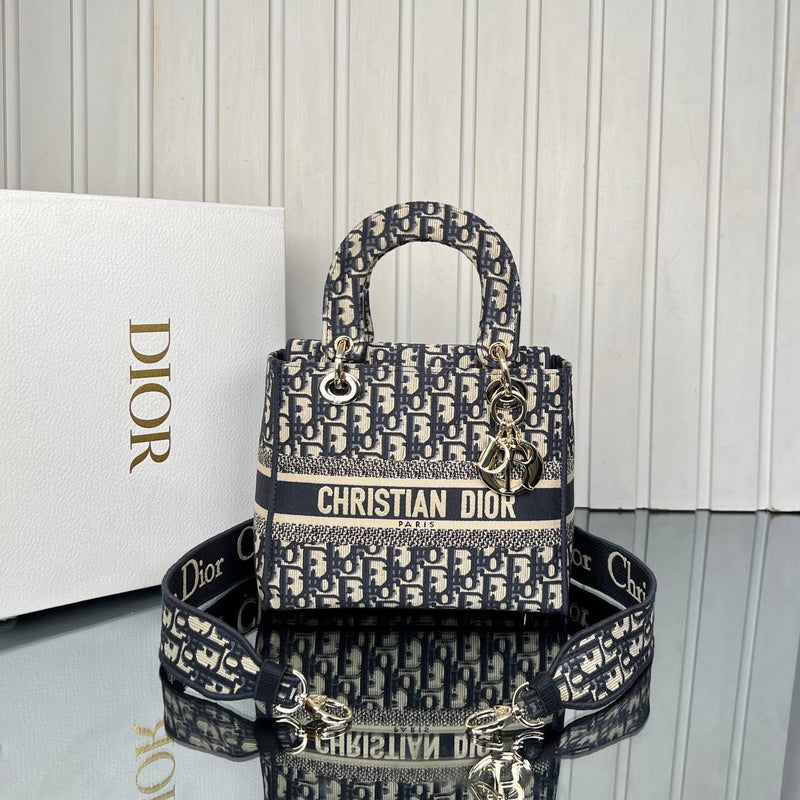 Christian Dior Lady Dior Bag Medium