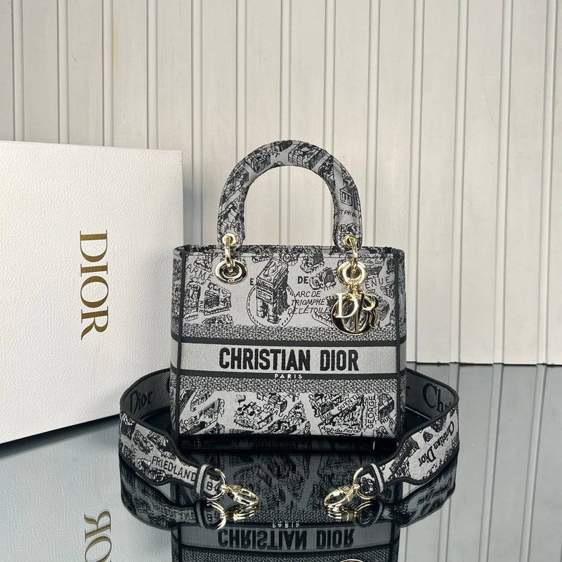 Christian Dior Lady Dior Bag Medium