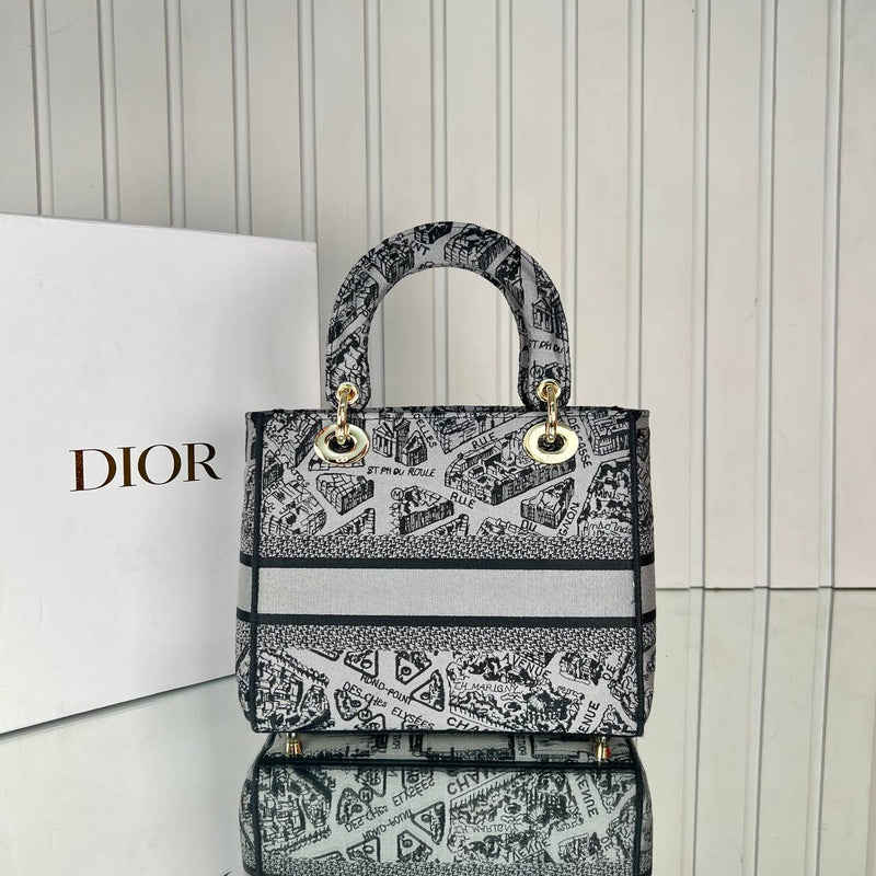 Christian Dior Lady Dior Bag Medium