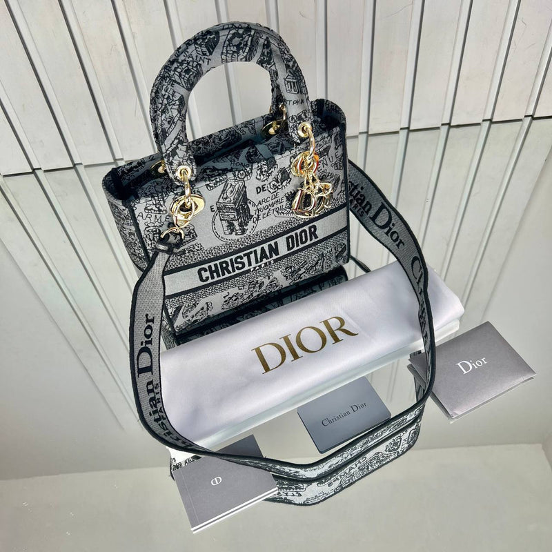 Christian Dior Lady Dior Bag Medium