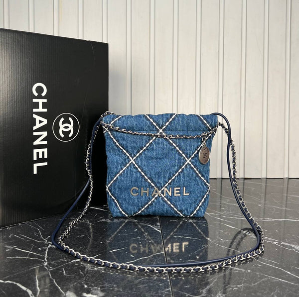 Chanel 22 Denim Small