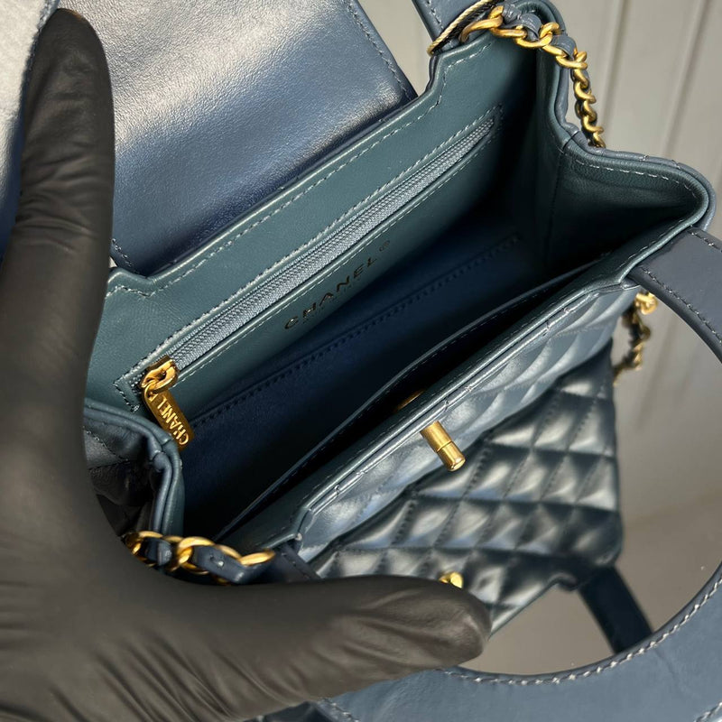 Chanel Kelly Bag
