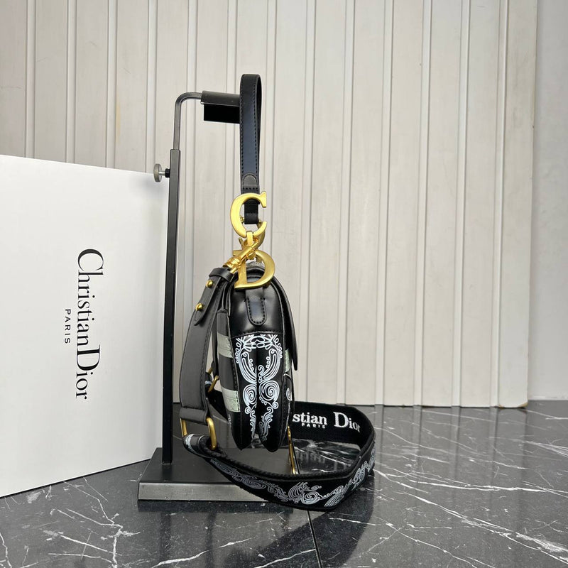 Christian Dior Saddle Bag Medium