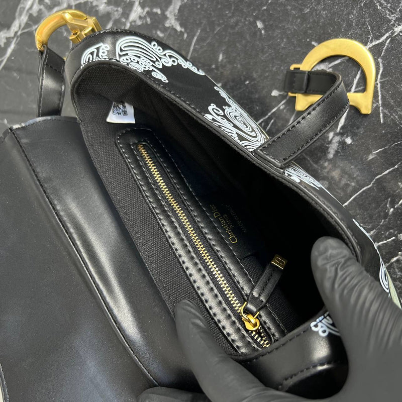 Christian Dior Saddle Bag Medium