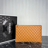 Chanel Clutch Big