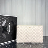 Chanel Clutch Big