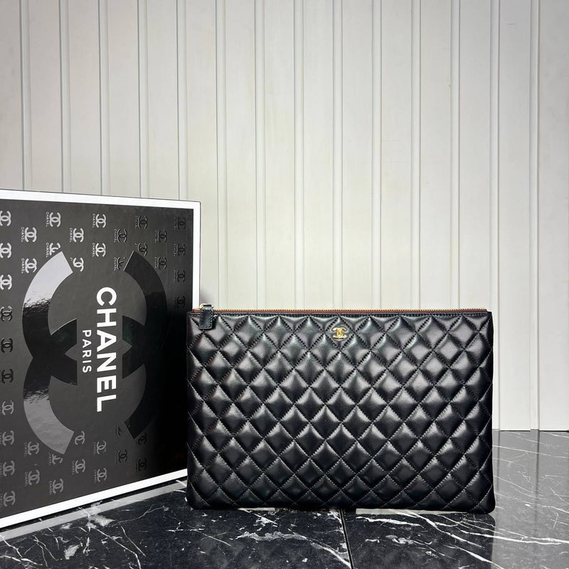 Chanel Clutch Big