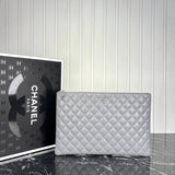 Chanel Clutch Big