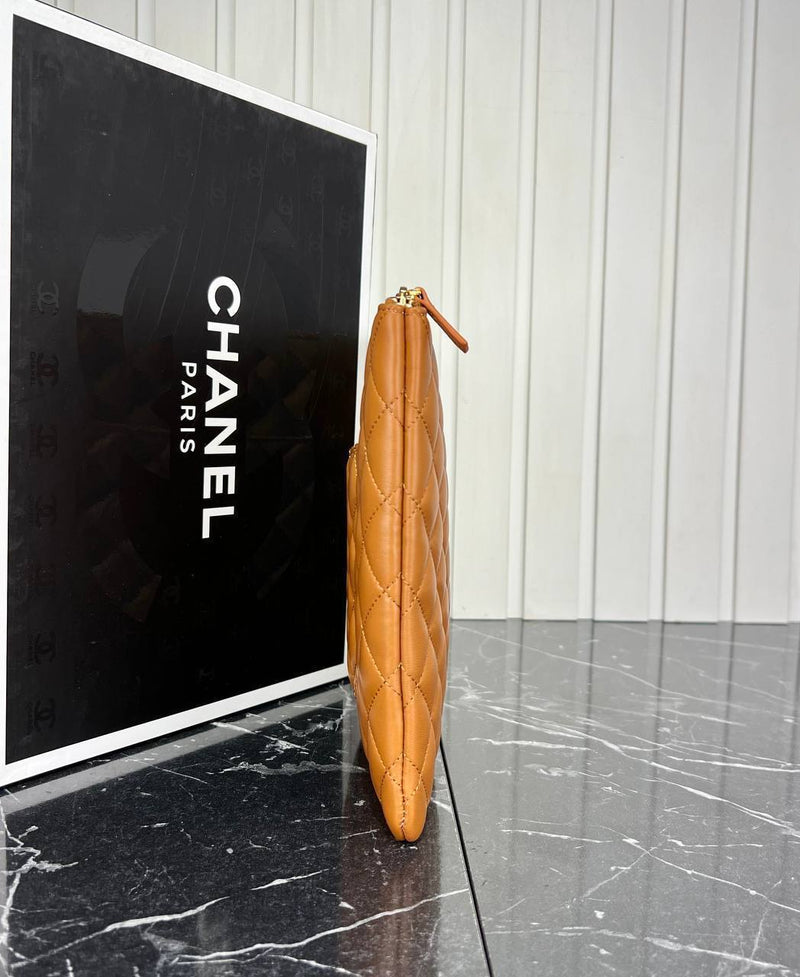 Chanel Clutch Big