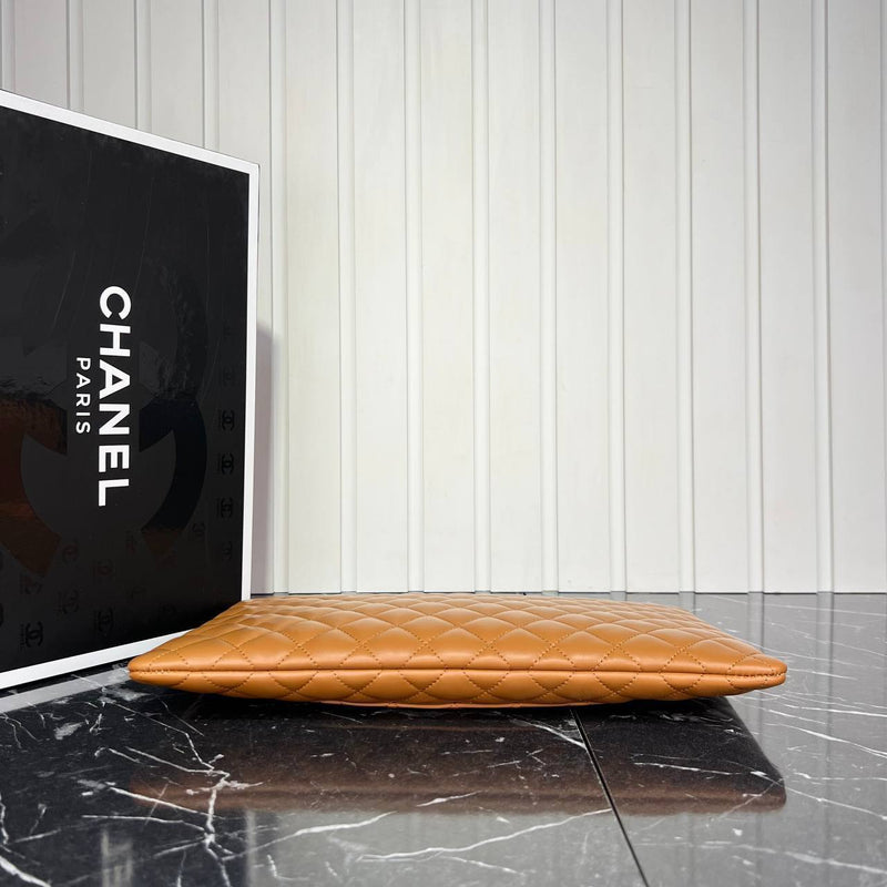 Chanel Clutch Big