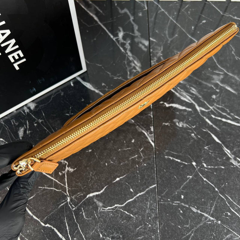 Chanel Clutch Big