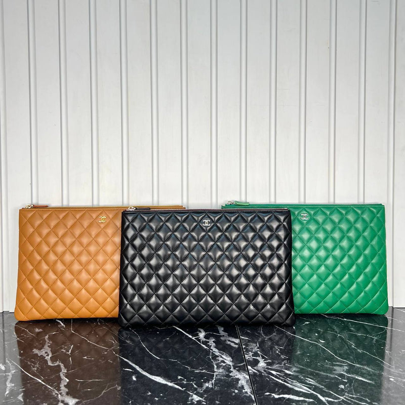 Chanel Clutch Big