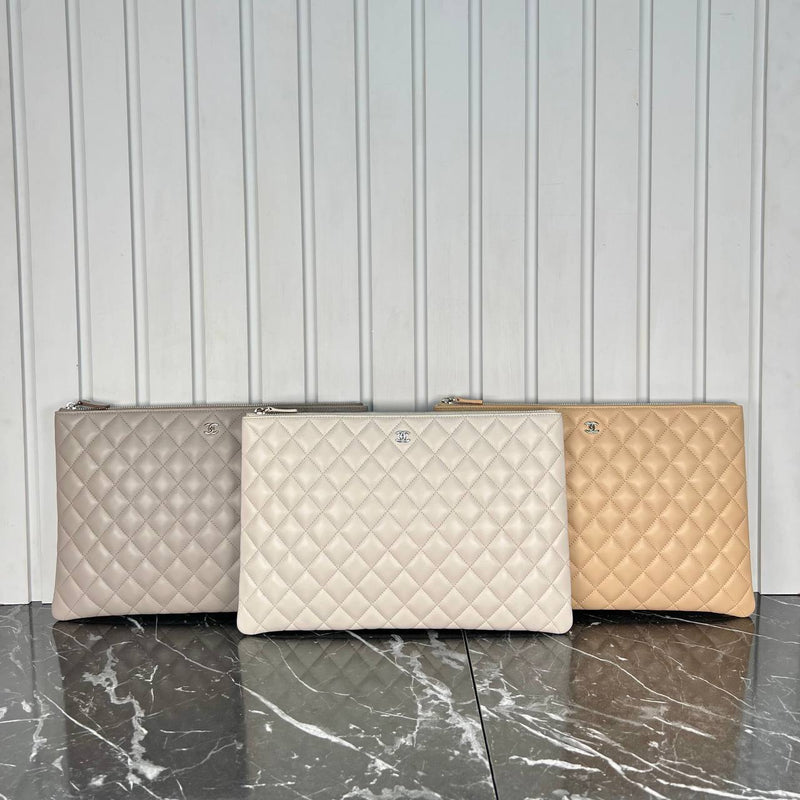 Chanel Clutch Big