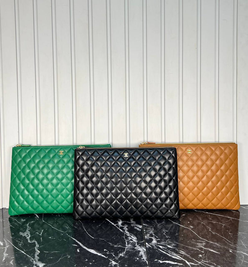 Chanel Clutch Big