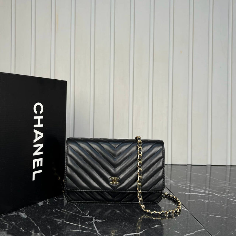 Chanel Classic Wallet on Chain
