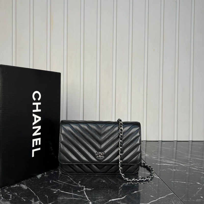 Chanel Classic Wallet on Chain