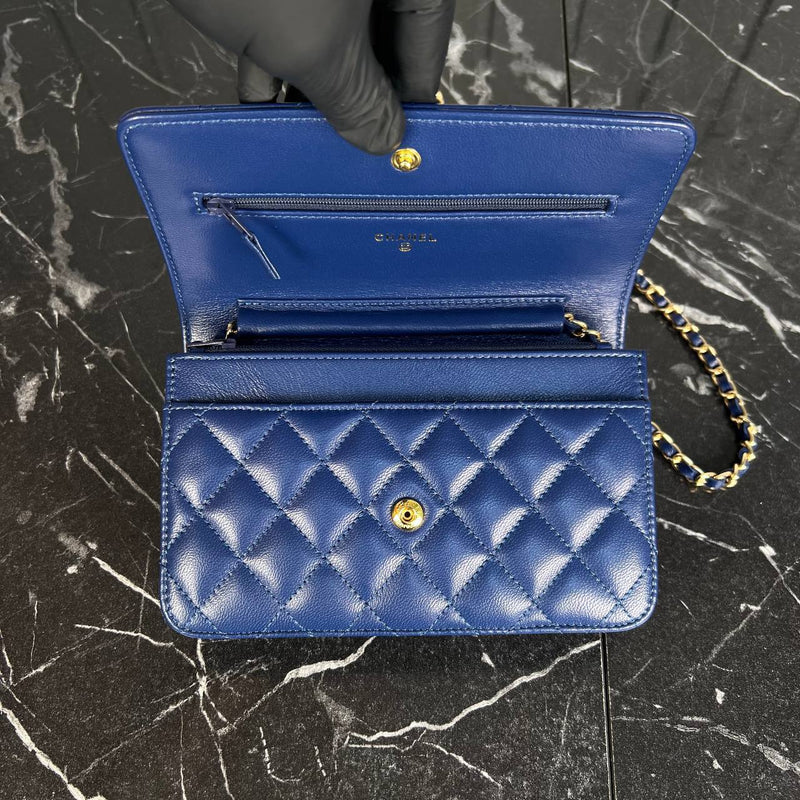 Chanel Classic Wallet on Chain