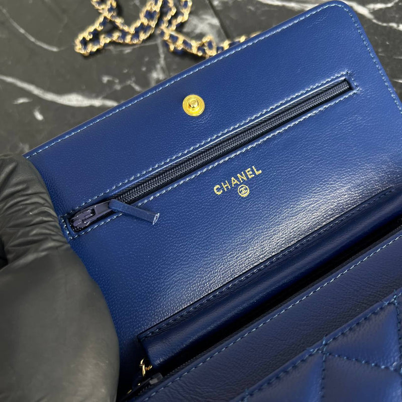 Chanel Classic Wallet on Chain
