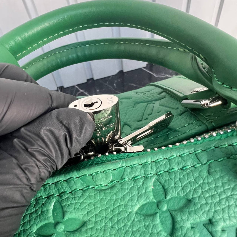 Louis Vuitton  Keepall Bandouliere 50