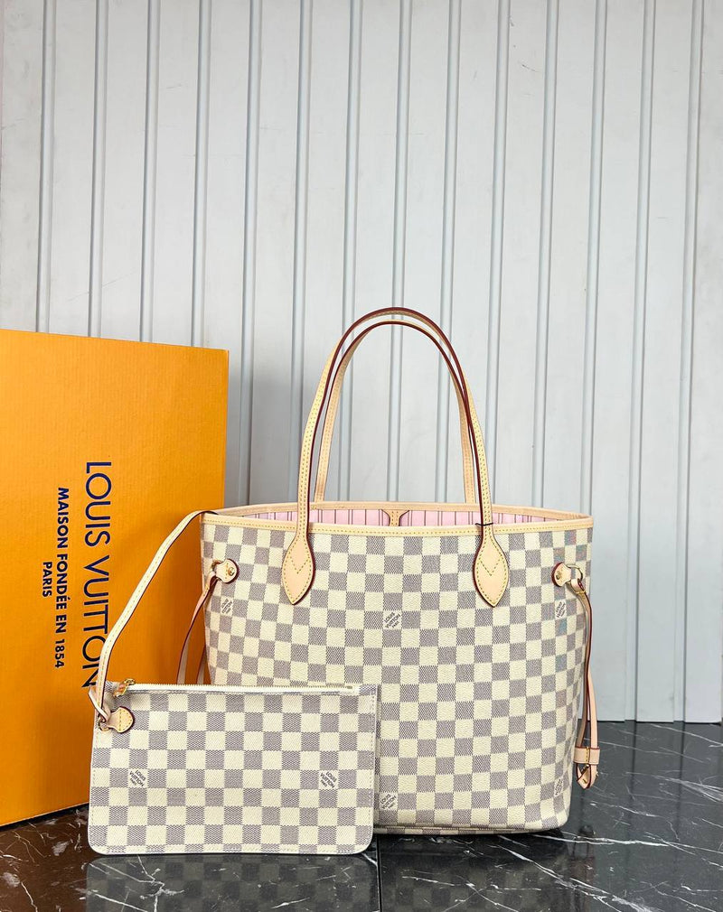 Louis Vuitton Neverfull Medium