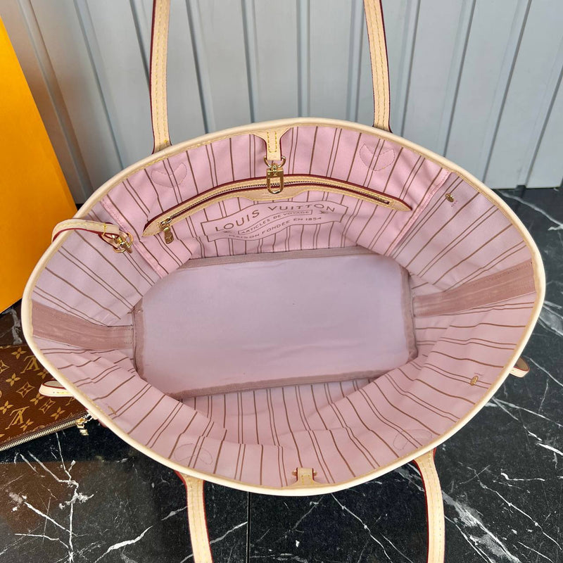 Louis Vuitton Neverfull Medium