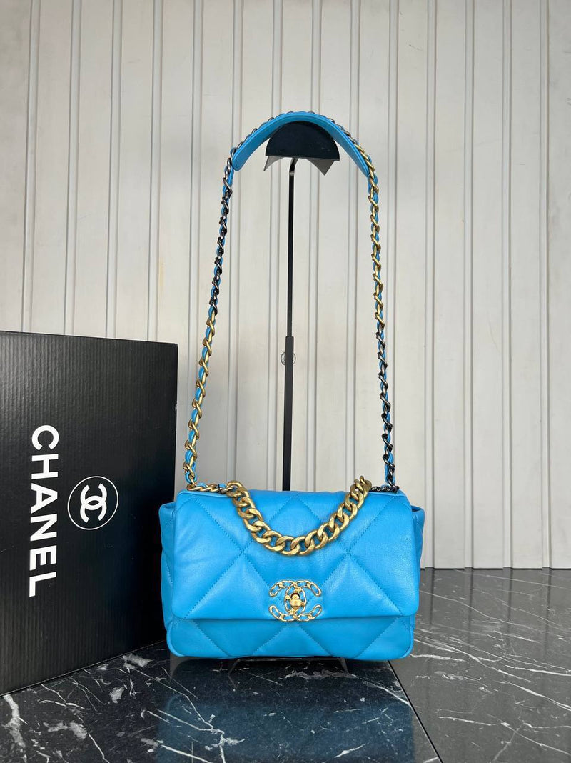 Chanel 19 Flap Bag Small
