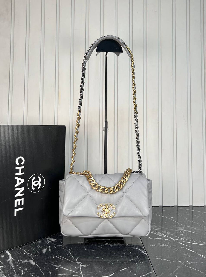 Chanel 19 Flap Bag Small