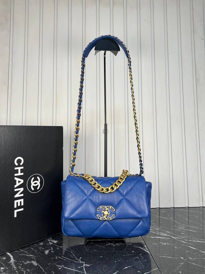 Chanel 19 Flap Bag Small