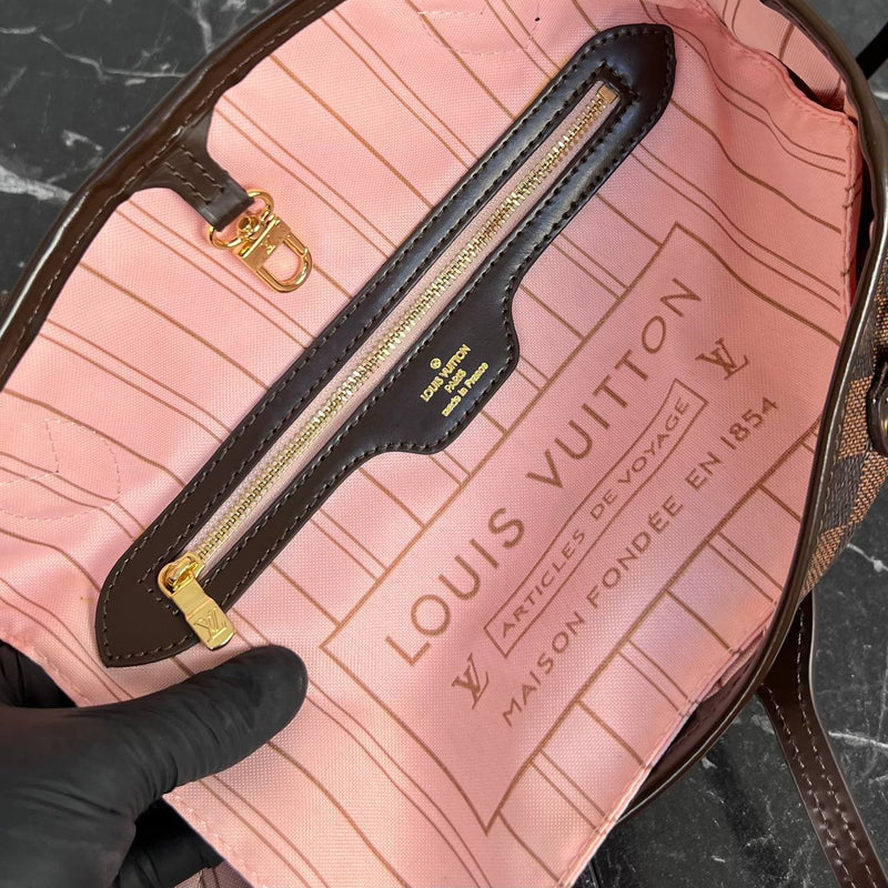 Louis Vuitton Neverfull Bag PM