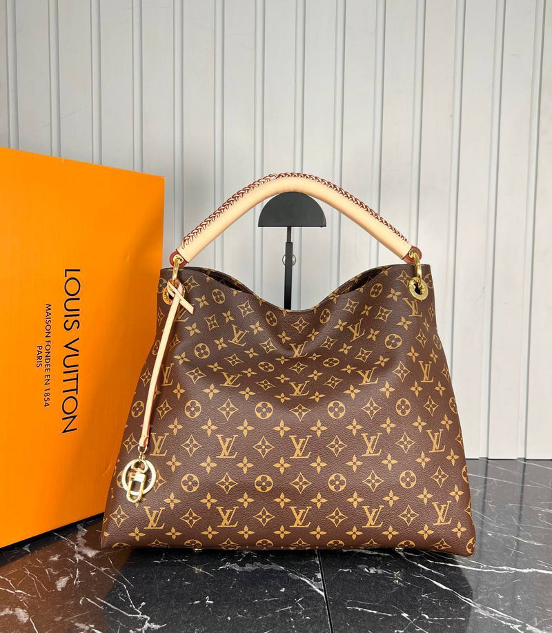 Louis Vuitton Artsy MM Monogram Bag