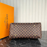 Louis Vuitton Artsy MM Monogram Bag