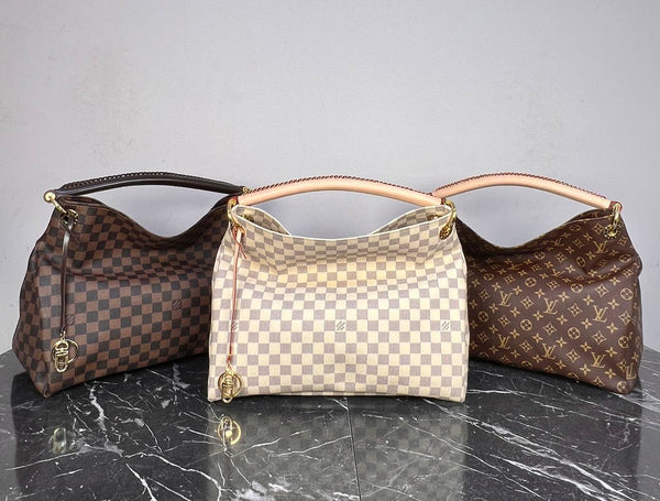 Louis Vuitton Artsy MM Monogram Bag