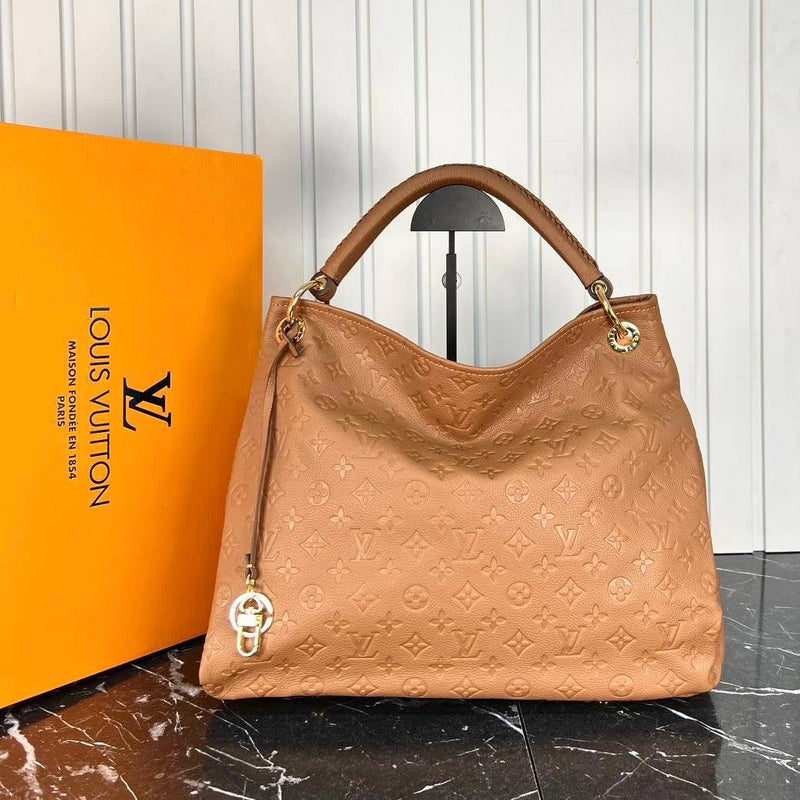 Louis Vuitton Artsy MM Empreinte Bag