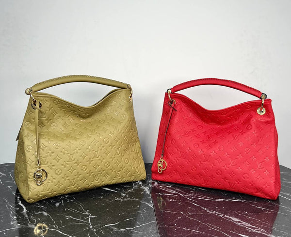 Louis Vuitton Artsy MM Empreinte Bag