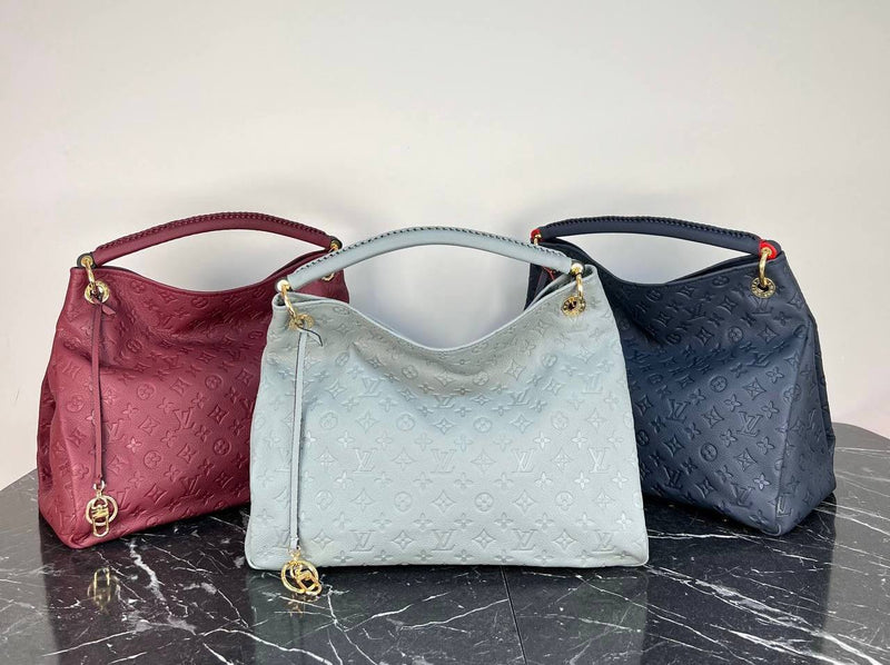 Louis Vuitton Artsy MM Empreinte Bag