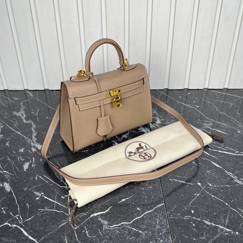 Hermes Kelly Bag 22 cm