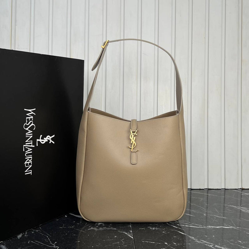 Saint Laurent Le 5 A 7 Bag Medium