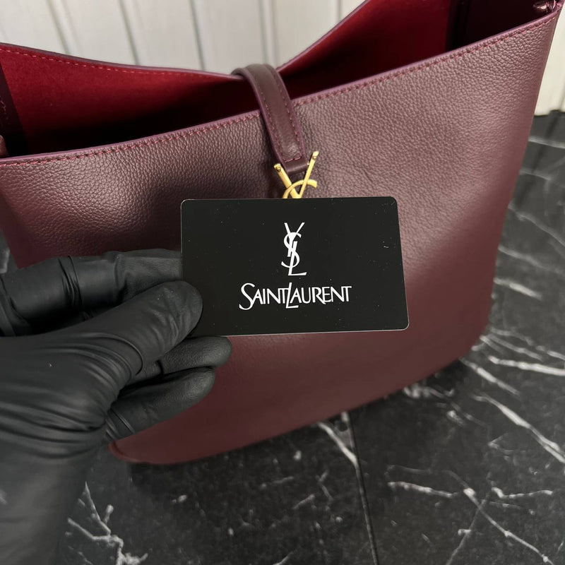 Saint Laurent Le 5 A 7 Bag Medium