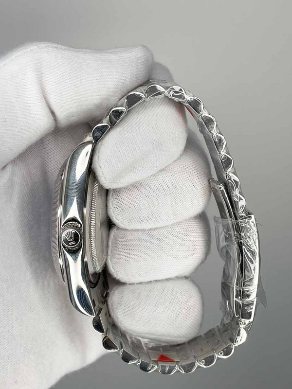 rolex-date-just-blue-stone-2